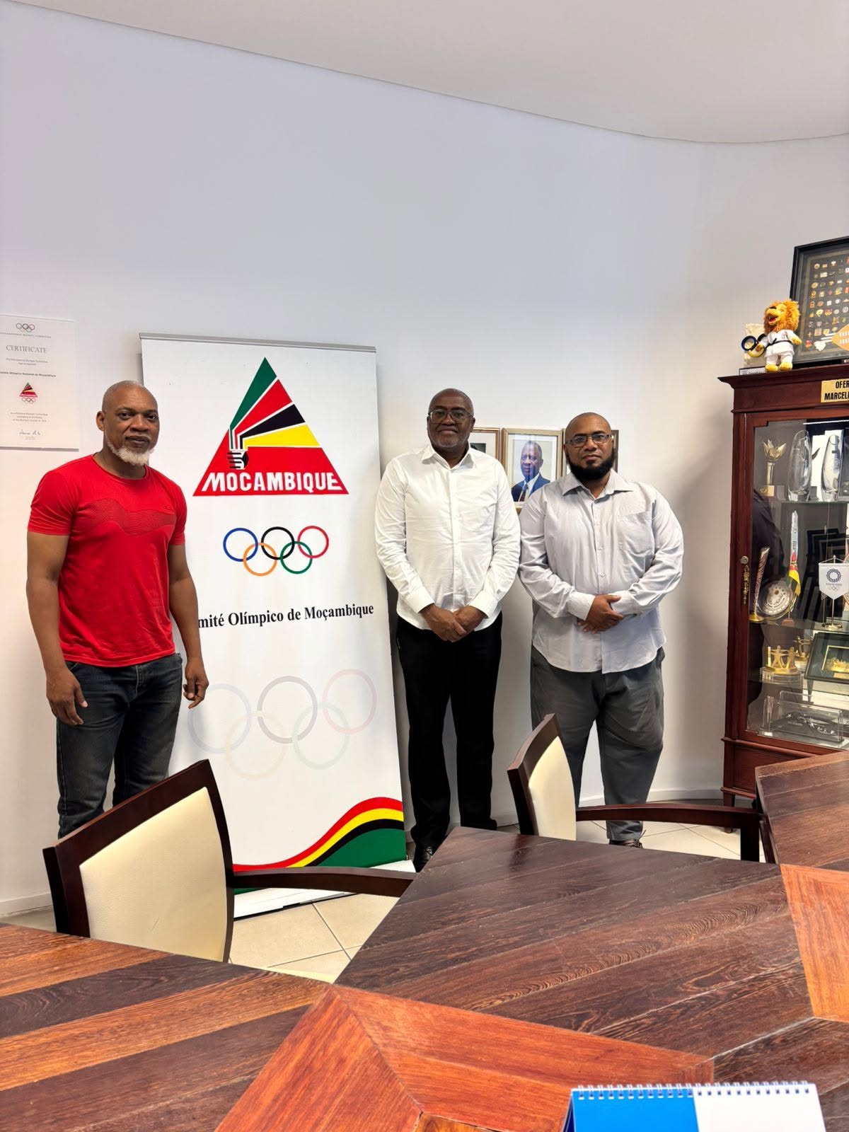 NOVA DIRECÇÃO DO BADMINTON REFORÇA PARCERIA INSTITUCIONAL COM O COMITÉ OLÍMPICO DE MOÇAMBIQUE